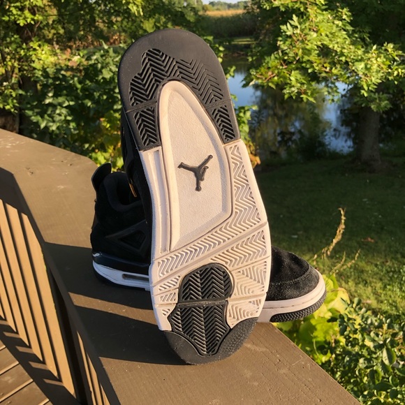 SOLD: Air Jordan Retro Royalty - Picture 7 of 11